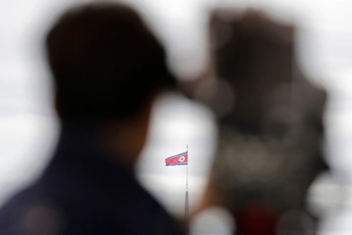 South Korea attributes border blast injuries to North Korean mines, demands apology