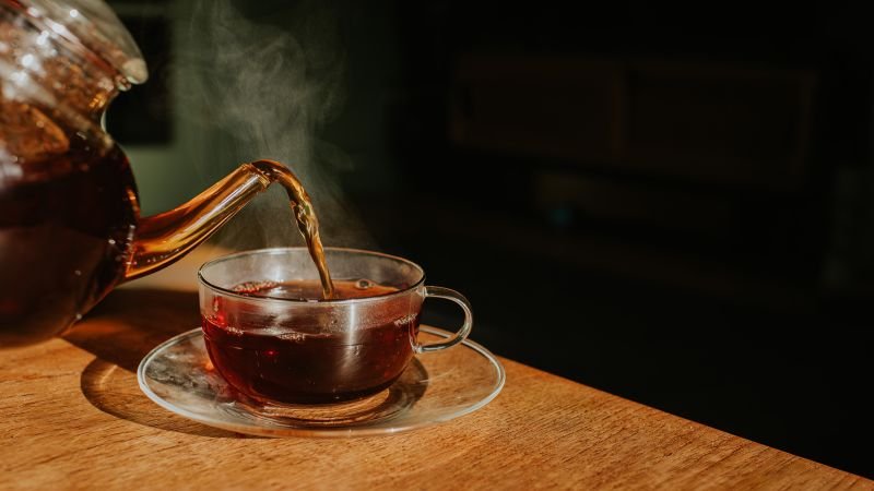 Study links tea consumption to lower risk of cardiovascular disease, but temperature matters