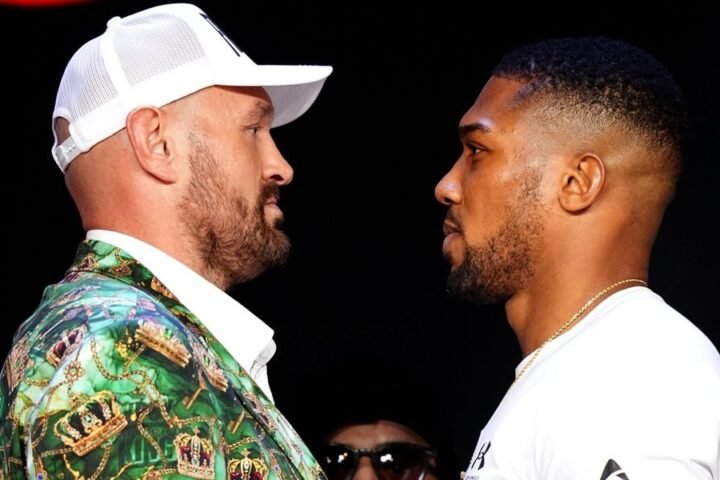 Tyson Fury and Anthony Joshua set for 1am ringwalk if late-night licence is approved