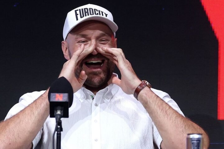Tyson Fury invites Donald Trump to join him for Anthony Joshua fight in Cardiff